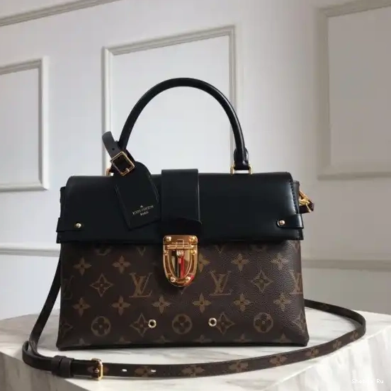 Vuitton ONE HANDLE Louis 0516